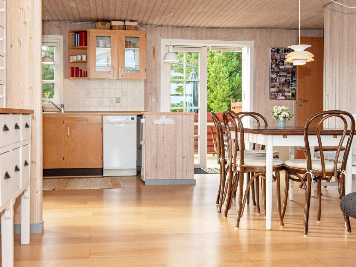 4 Person Holiday Home In R M Rømø Kirkeby Exterior foto